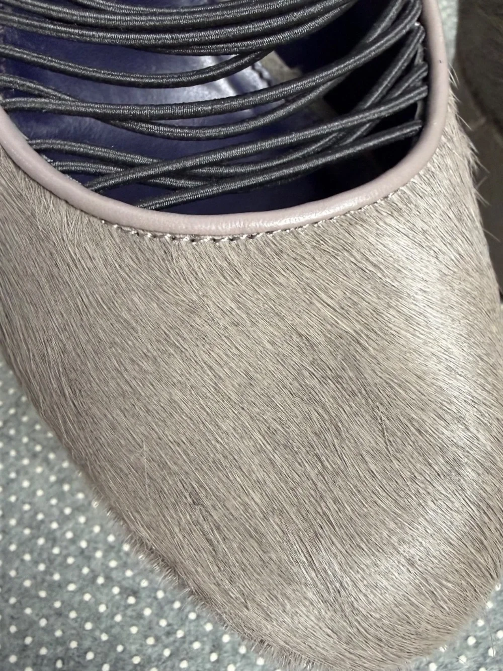 London Trash Gray Pony Hair Platform Lace-Up Heels Pumps Women's Size 8